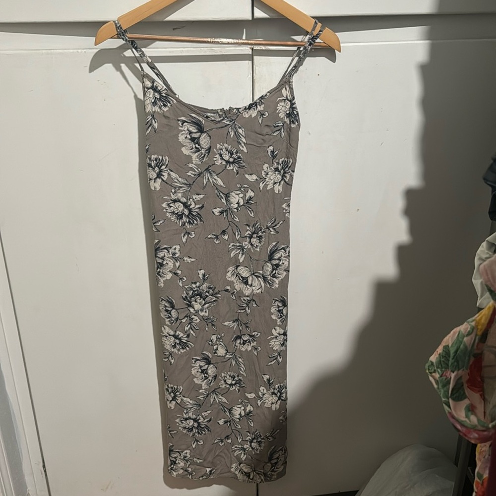 Size Medium dress. Super cute